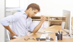 “الجلوس الخاطئ والإفراط في السكر”.. احذر هذه العادات لتجنب إصابة الجسم بالشيخوخة مبكرا