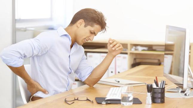 “الجلوس الخاطئ والإفراط في السكر”.. احذر هذه العادات لتجنب إصابة الجسم بالشيخوخة مبكرا