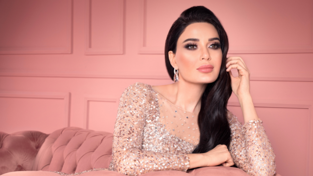 سيرين عبد النور تطالب بنشر آيات من القرآن والإنجيل على “السوشيال ميديا”