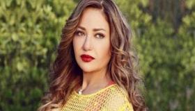 ليلى علوي تنعي طليقها منصور الجمال بعد وفاته